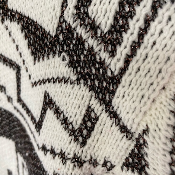 Aztec pattern cream and copper sweater - Picture 3 of 5